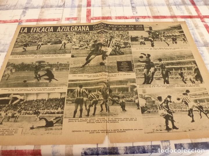 Collezionismo sportivo: (21-3-60) PAG.DOBLE CENTRAL ORIGINAL DE LA &Eacute;POCA-R.SOCIEDAD 0 BAR&Ccedil;A 0-ARAQUISTAIN.
