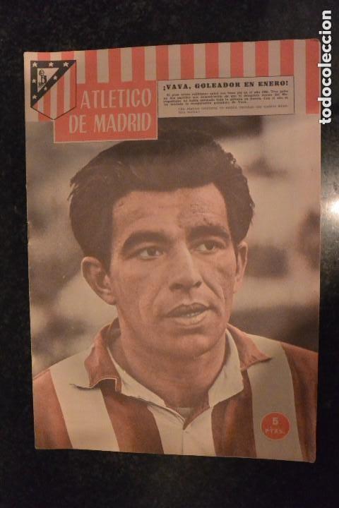 Coleccionismo deportivo: REVISTA OFICIAL ATLETICO MADRID A&Ntilde;O 1 N&ordm; 3 VAV&Aacute; GOLEADOR EN ENERO. 1960