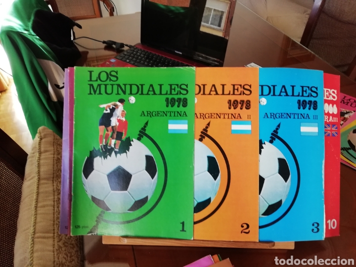 Coleccionismo deportivo: Mundiales de f&uacute;tbol- desde 1930 a 1982....30 suplementos