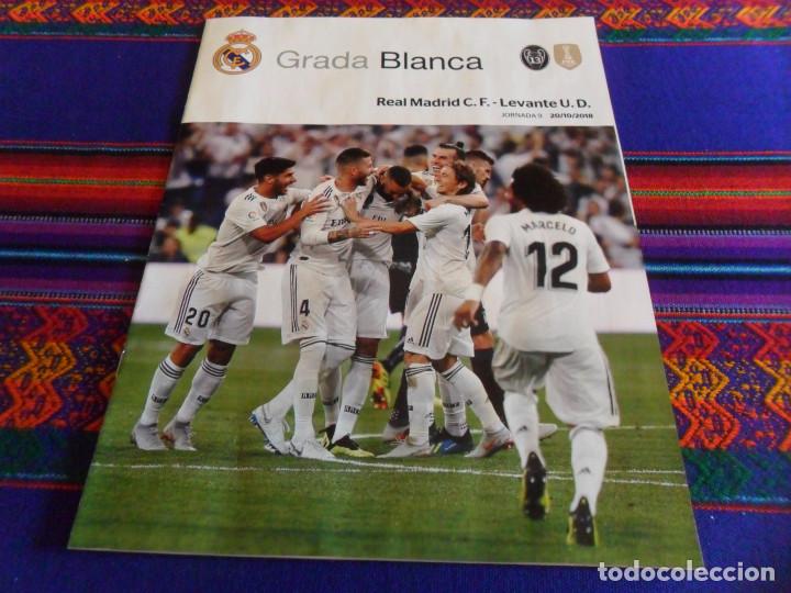Coleccionismo deportivo: GRADA BLANCA REAL MADRID C.F. LEVANTE U.D., JORNADA 9. 20-10-18. P&Oacute;STER SERGIO RAMOS. MBE.