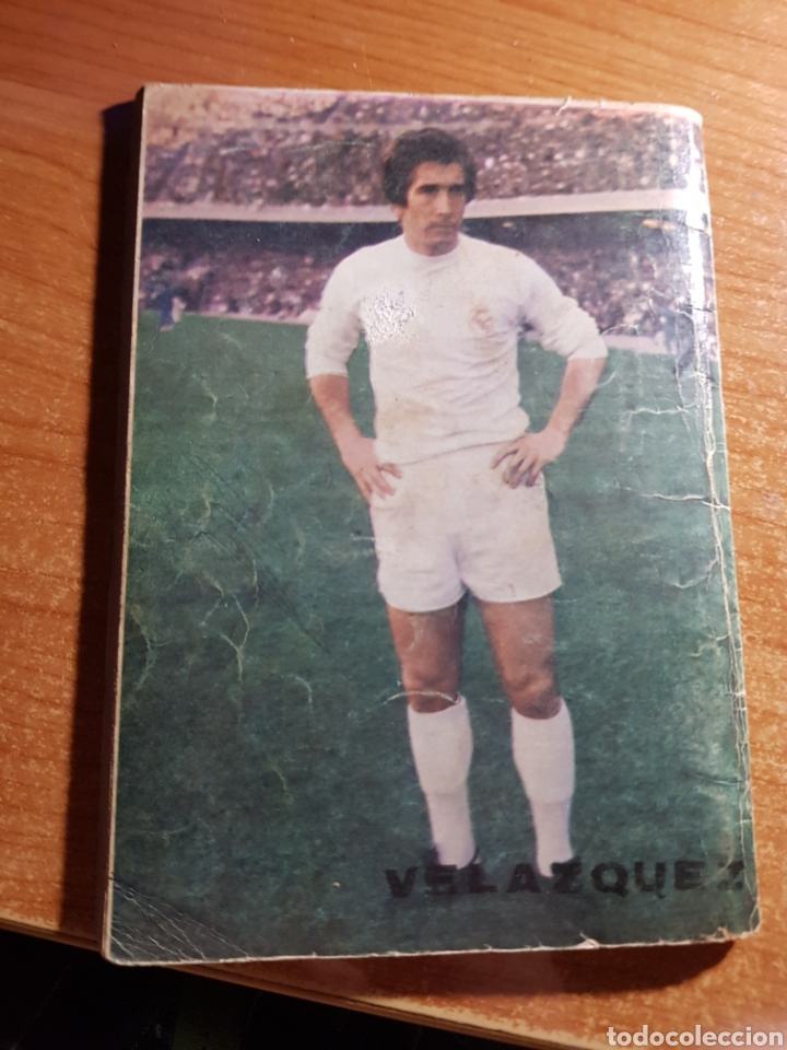 Coleccionismo deportivo: FOTOGRAFIA FOTO VELAZQUEZ REAL MADRID 1971 CONTRAPORTADA NOVELA GRAFICA