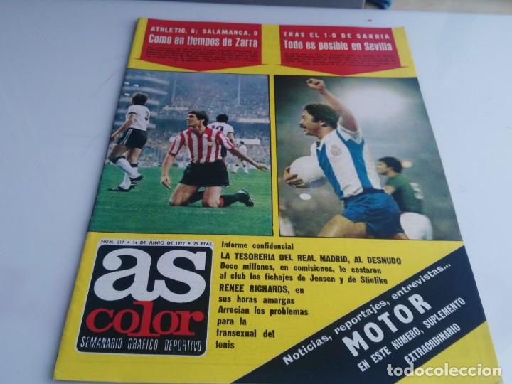 Coleccionismo deportivo: ANTIGUA REVISTA DEPORTIVA AS COLOR N&ordm; 317 CON POSTER RAYO