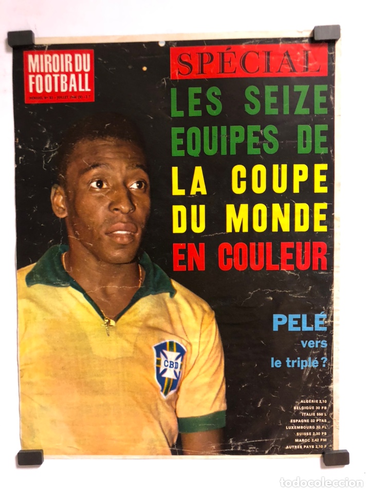 Coleccionismo deportivo: PEL&Eacute;. PORTADA DE LA REVISTA MIROIR DU FOOTBALL DE JULIO 1966. 25,8 x 34 Cms.