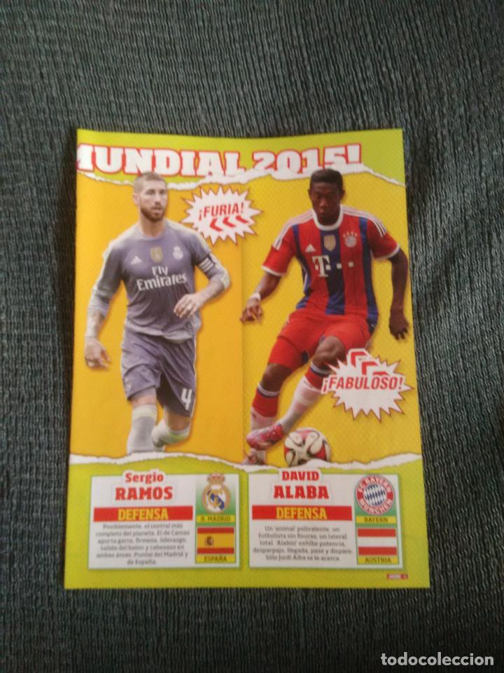 Coleccionismo deportivo: SERGIO RAMOS REAL MADRID ALABA ARTURO VIDAL BAYERN MUNICH BUSQUETS BARCELONA TIPO DOBLE POSTER JUG&Oacute;N