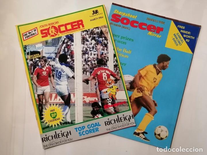 Collectionnisme sportif: LOTE DE TRES REVISTA DE FUTBOL SUDAFRICANO - A&Ntilde;O 1984 -EN IDIOMA INGL&Eacute;S