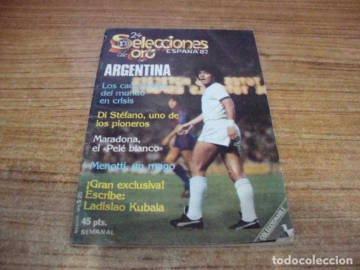 Coleccionismo deportivo: REVISTA 24 SELECCIONES DE ORO ESPA&Ntilde;A 82 ARGENTINA MARADONA