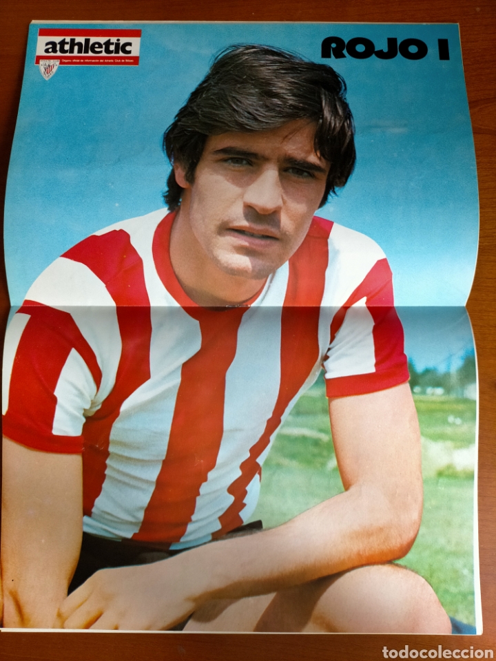 Coleccionismo deportivo: N° 33 de la Revista ATHLETIC de 1975. Incluye Póster de Rojo I. Athletic Club de Bilbao - Foto 2 - 272908038