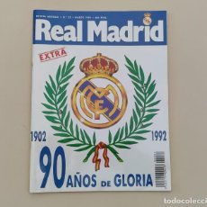 Coleccionismo deportivo: REVISTA OFICIAL REAL MADRID. EXTRA 90 AÑOS DE GLORIA. FÚTBOL BALONCESTO. (1992). Lote 316771213
