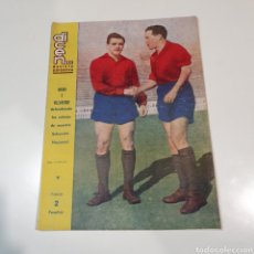 Coleccionismo deportivo: F-X.1. ANTIGUA REVISTA DEPORTIVA, DICEN, ARCAS Y VILLAVERDE, SELECCIÓN NACIONAL, N°. 196, AÑO,1956. Lote 340181478