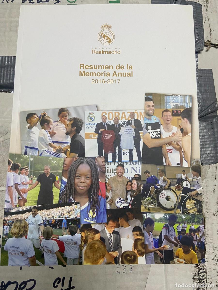 Sammelleidenschaft Sport: REVISTA OFICIAL REAL MADRID RESUMEN DE LA MEMORIA ANUAL 2016 2017 FUNDACION CON USB