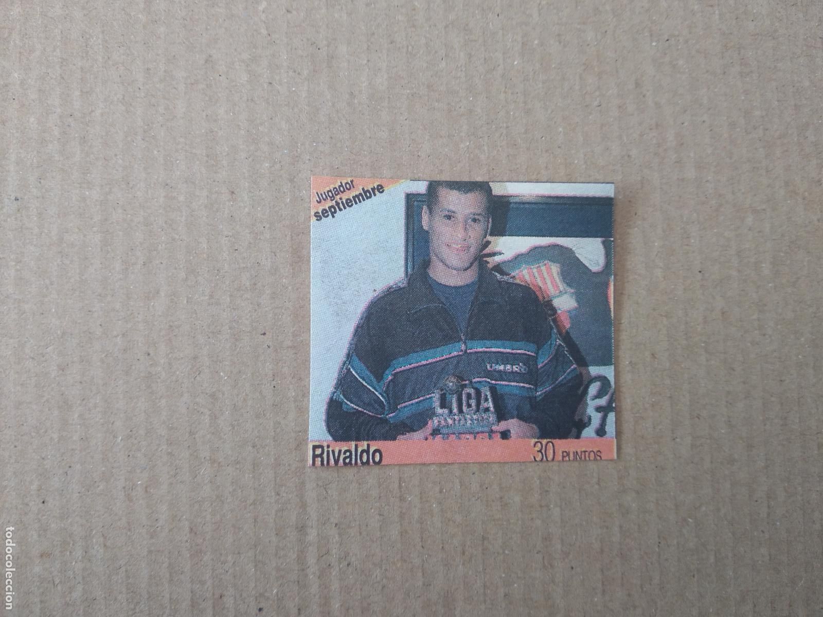 Coleccionismo deportivo: ANTIGUO RECORTE DE DIARIO PERIODICO RIVALDO BAR&Ccedil;A BARCELONA MIDE 5,1CM X 4,8CM