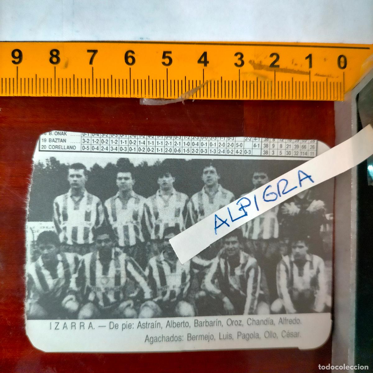 Sammelleidenschaft Sport: CLIPPING ANTIGUO RECORTE DE FUTBOL EQUIPO ALINEACION LIGA PLANTILLA - IZARRA