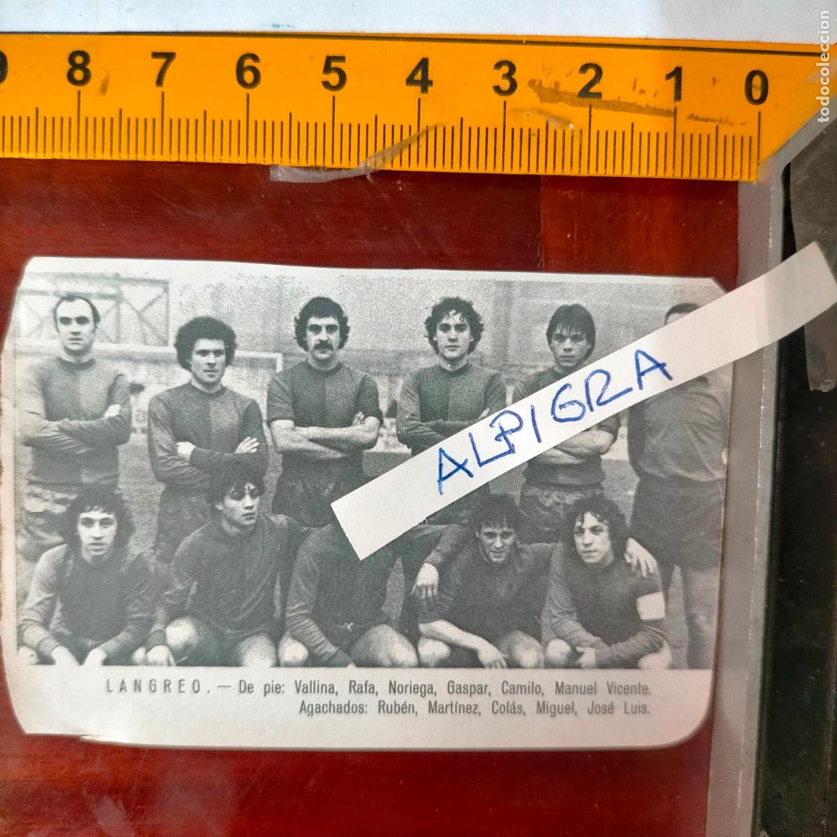 Sammelleidenschaft Sport: CLIPPING ANTIGUO RECORTE DE FUTBOL EQUIPO ALINEACION LIGA PLANTILLA - LANGREO