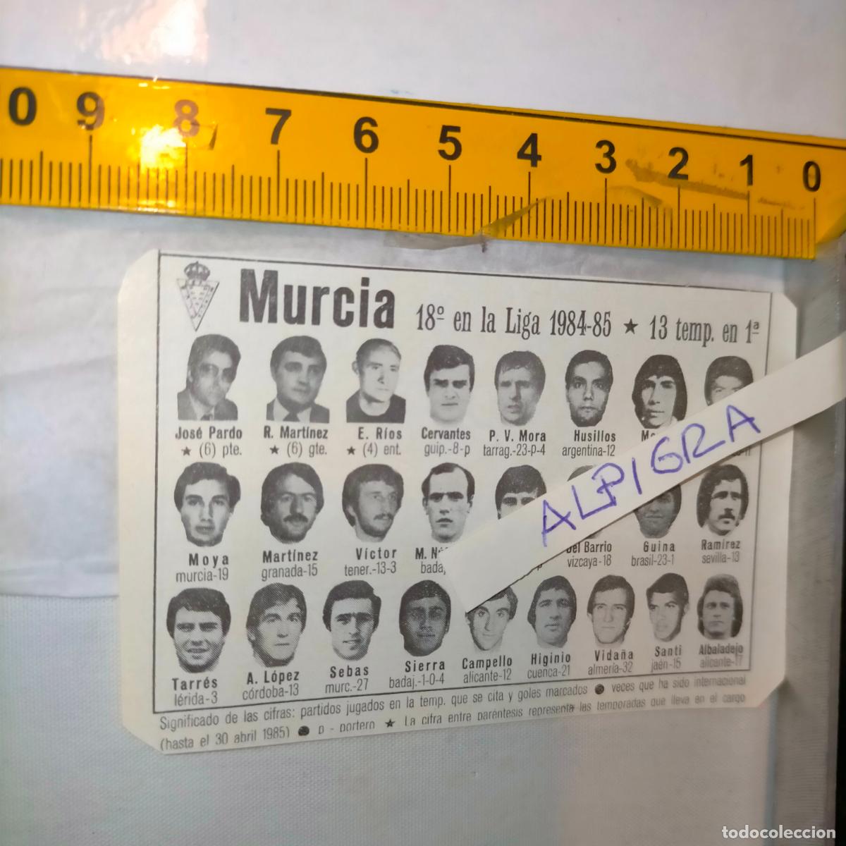 Sammelleidenschaft Sport: CLIPPING ANTIGUO RECORTE DE FUTBOL EQUIPO ALINEACION LIGA PLANTILLA JUGADORES - MURCIA