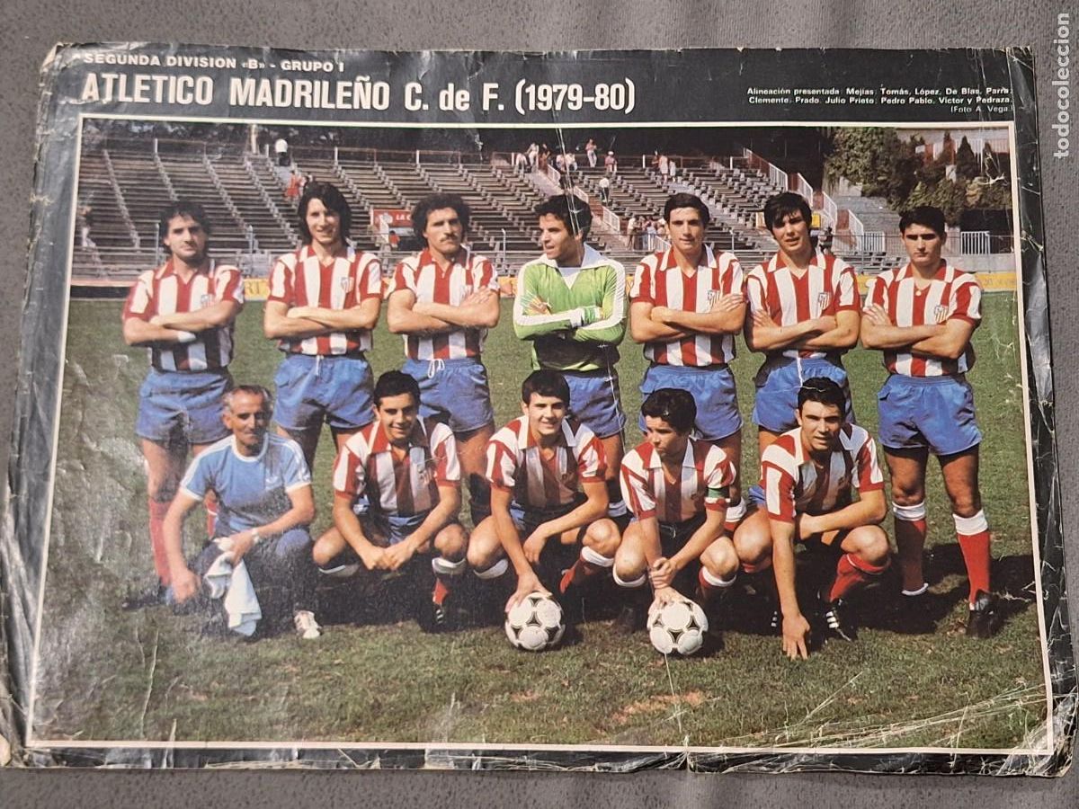 Coleccionismo deportivo: POSTER COLOR REVISTA ATL&Eacute;TICO MADRILE&Ntilde;O 1979 80 CLEMENTE MEJIAS JULIO PRIETO PEDRO PABLO VICTOR