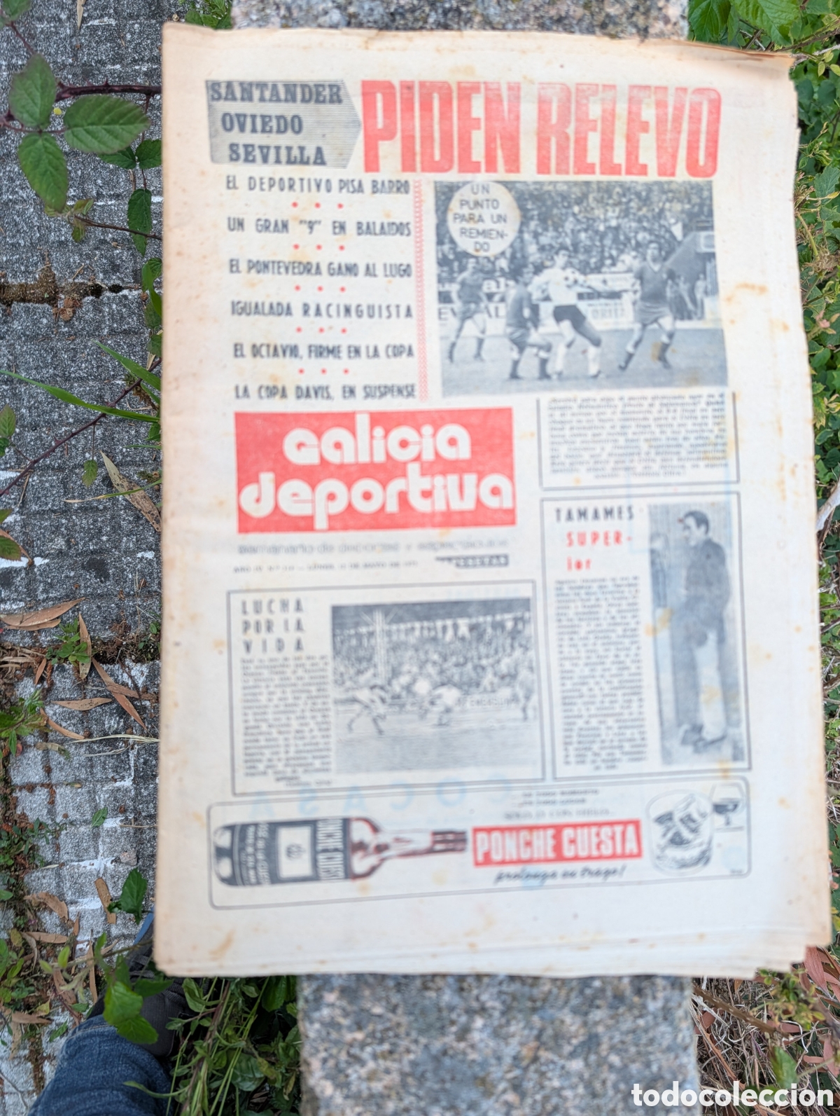 Sports collectibles: ​Antiguo Peri&oacute;dico Galicia Deportiva - Especial Ascensos y Descensos (Celta, Santander, Sevilla, Ov