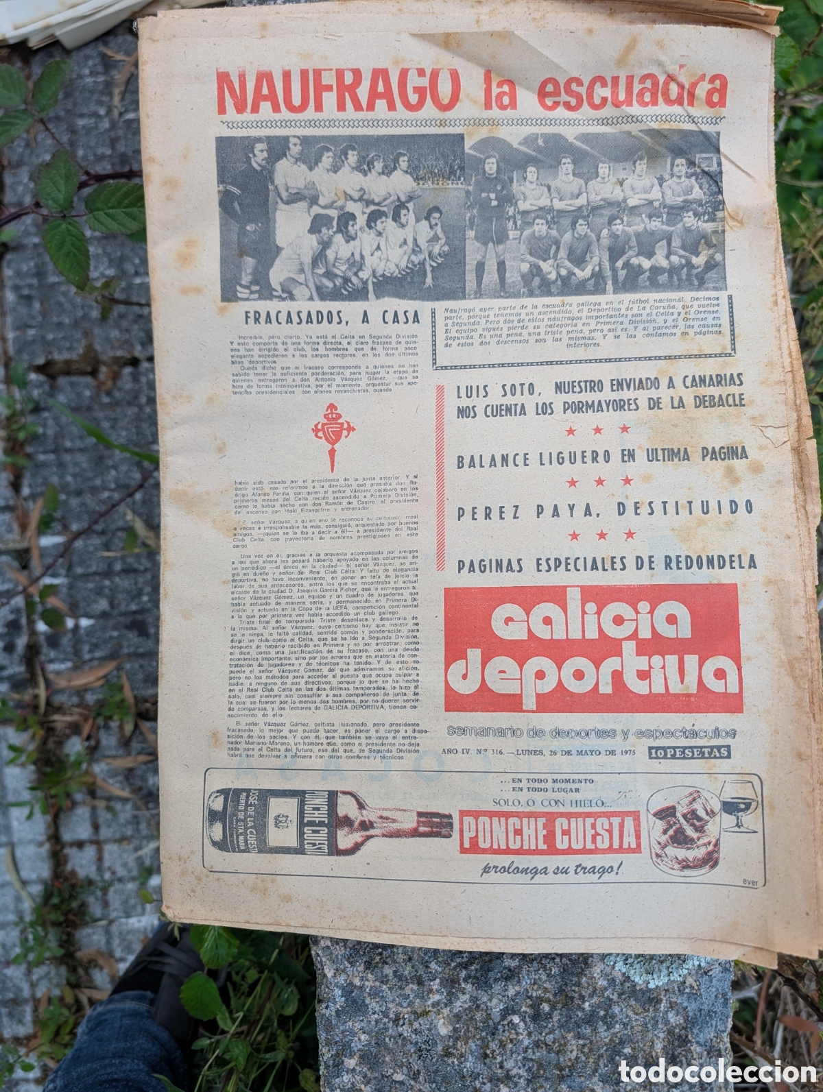 Coleccionismo deportivo: Semanario Galicia Deportiva 1975 - Especial Fin de Liga: Descenso Celta y Ascenso Deportivo