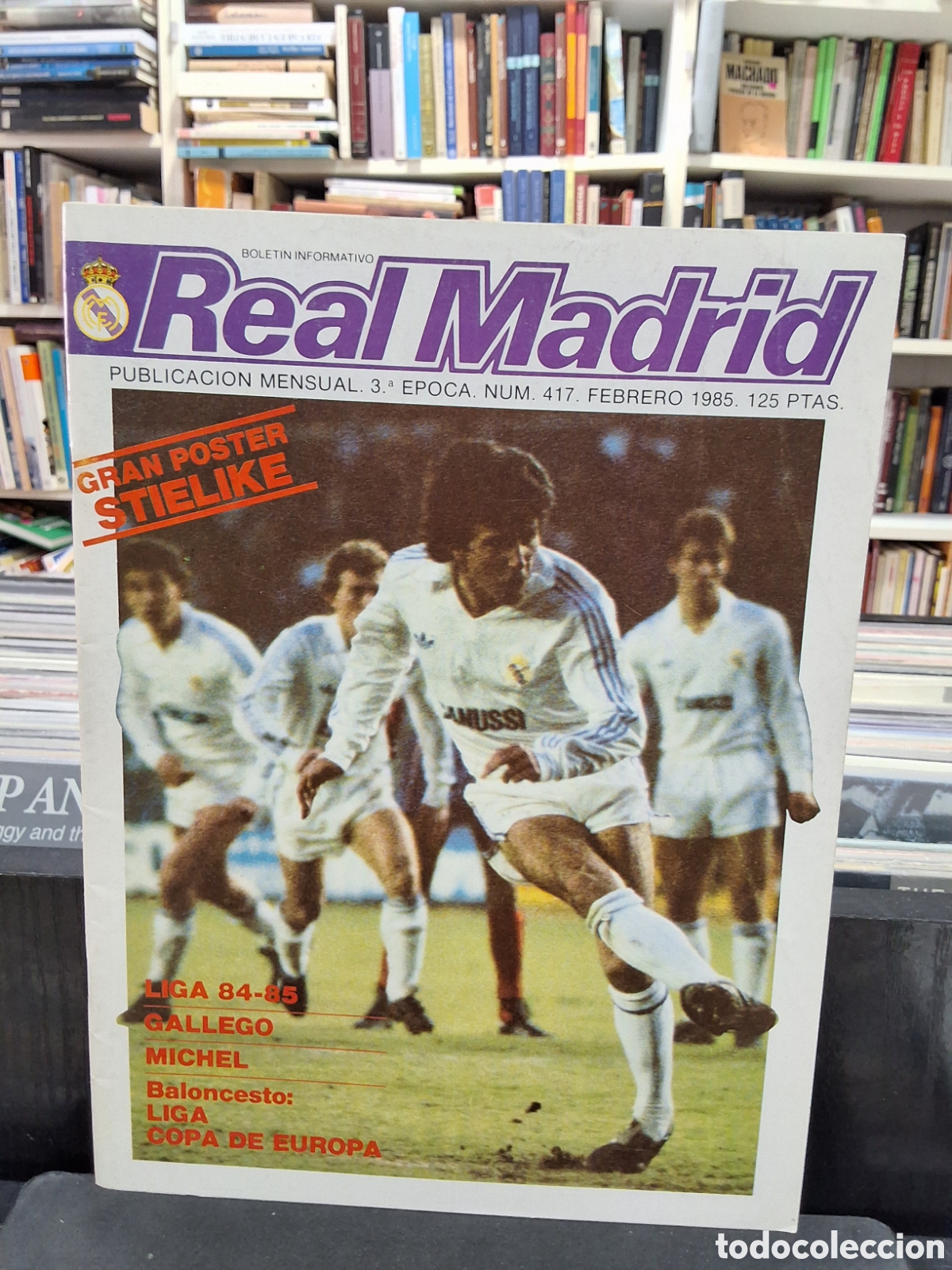 Sammelleidenschaft Sport: REAL MADRID - BOLETIN INFORMATIVO- FEBRERO 1985 - REVISTA - CON P&Oacute;STER - ENV&Iacute;O DESDE 1&euro;