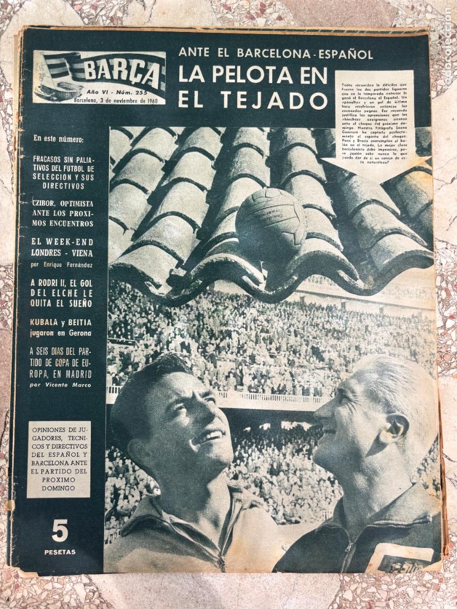 Coleccionismo deportivo: BAR&Ccedil;A N&ordm; 255 A&Ntilde;O 1960. KUBALA Y BEITIA. UZIBOR.