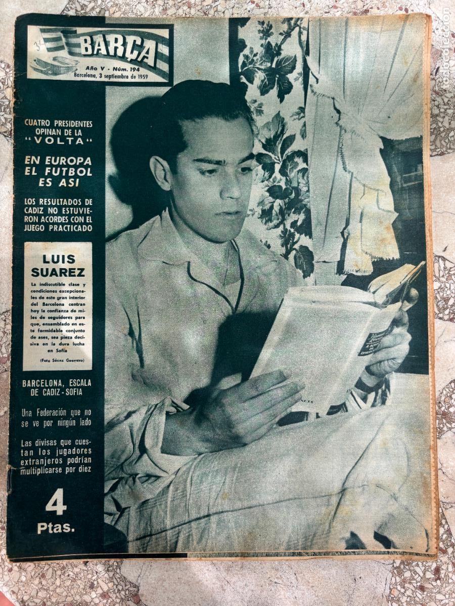 Coleccionismo deportivo: BAR&Ccedil;A N&ordm; 194 A&Ntilde;O 1959. LUIS SUAREZ. JUAN ESTRADA. TROFEO CARRANZA.