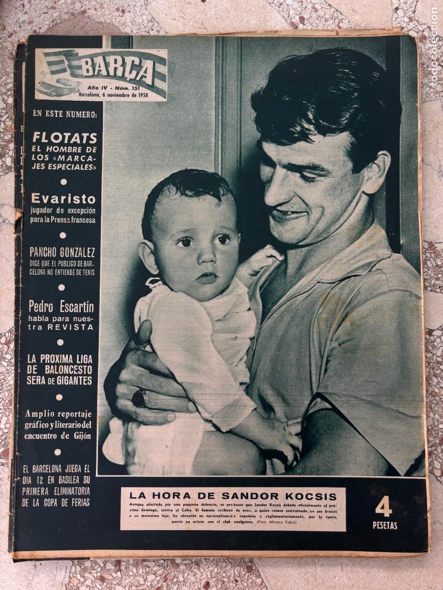 Coleccionismo deportivo: BAR&Ccedil;A N&ordm; 151 A&Ntilde;O 1958. SANDOR KOCSIS EN PORTADA. EVARISTO. FLOTATS. PEDRO ESCART&Iacute;N.