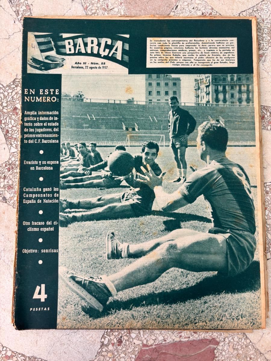 Sports collectibles: BAR&Ccedil;A N&ordm; 88 A&Ntilde;O 1957. EVARISTO Y KUBALA EN PORTADA. VILLAVERDE.