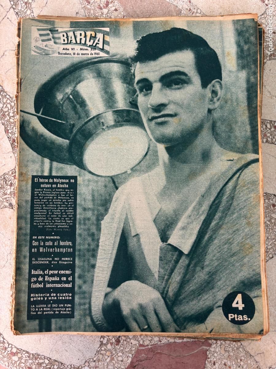Coleccionismo deportivo: BAR&Ccedil;A N&ordm; 221 A&Ntilde;O 1960. SANDOR KOCSIS EN PORTADA. WOLVERHAMPTON. ESPA&Ntilde;A VS ITALIA.