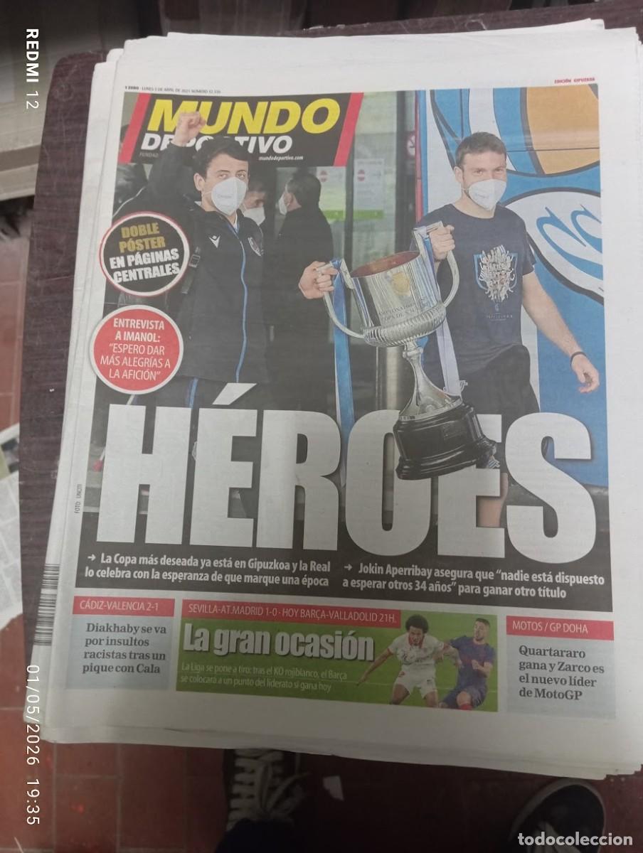Coleccionismo deportivo: MUNDO DEPORTIVO 05 -04-21 REAL SOCIEDAD DE FUTBOL HEROES
