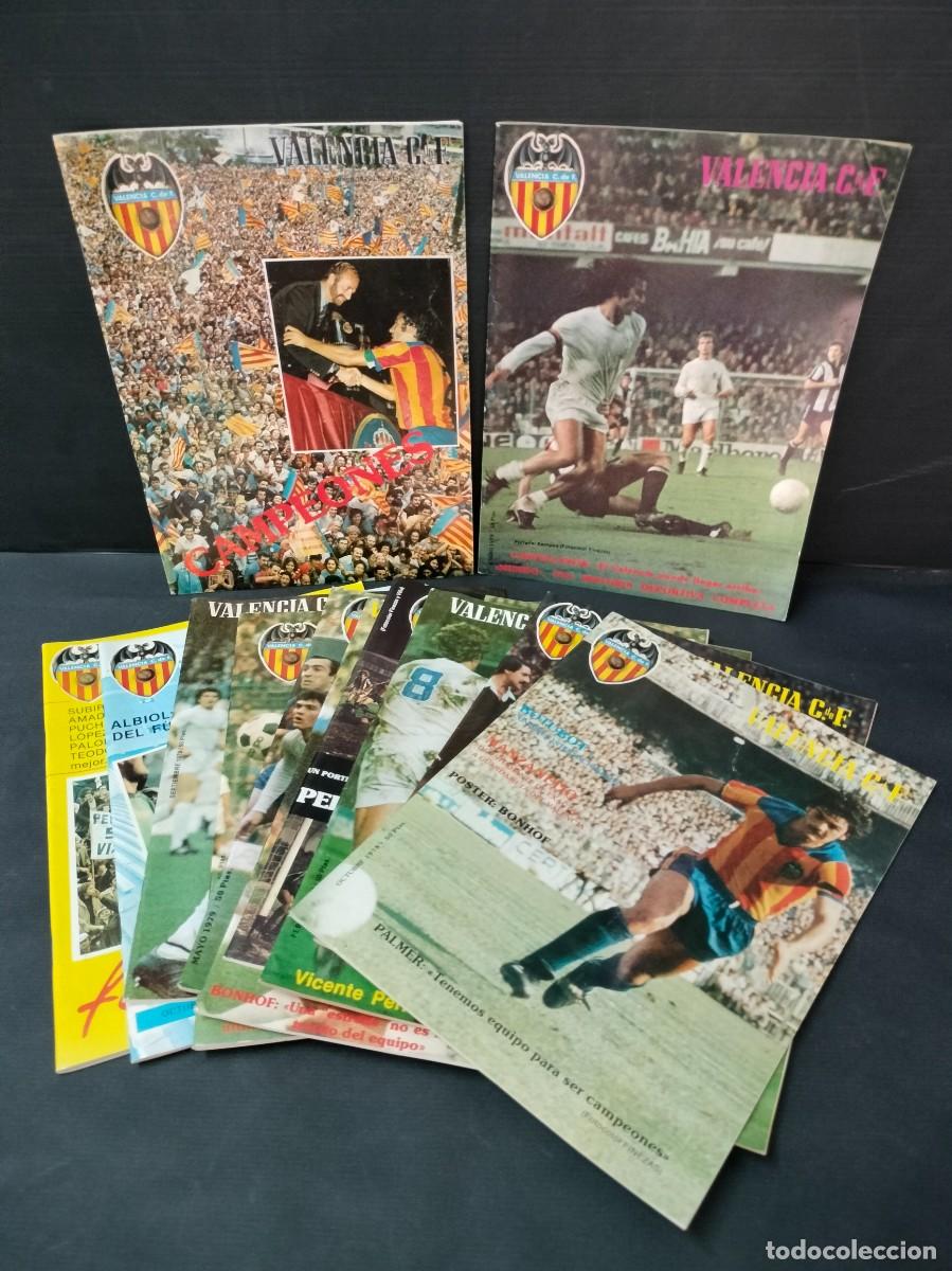 Sammelleidenschaft Sport: FUTBOL REVISTA DEL VALENCIA C. DE F. LOTE CORRELATIVO 14 Nos. DEL 21 AL 35 1978-79 CON POSTERS