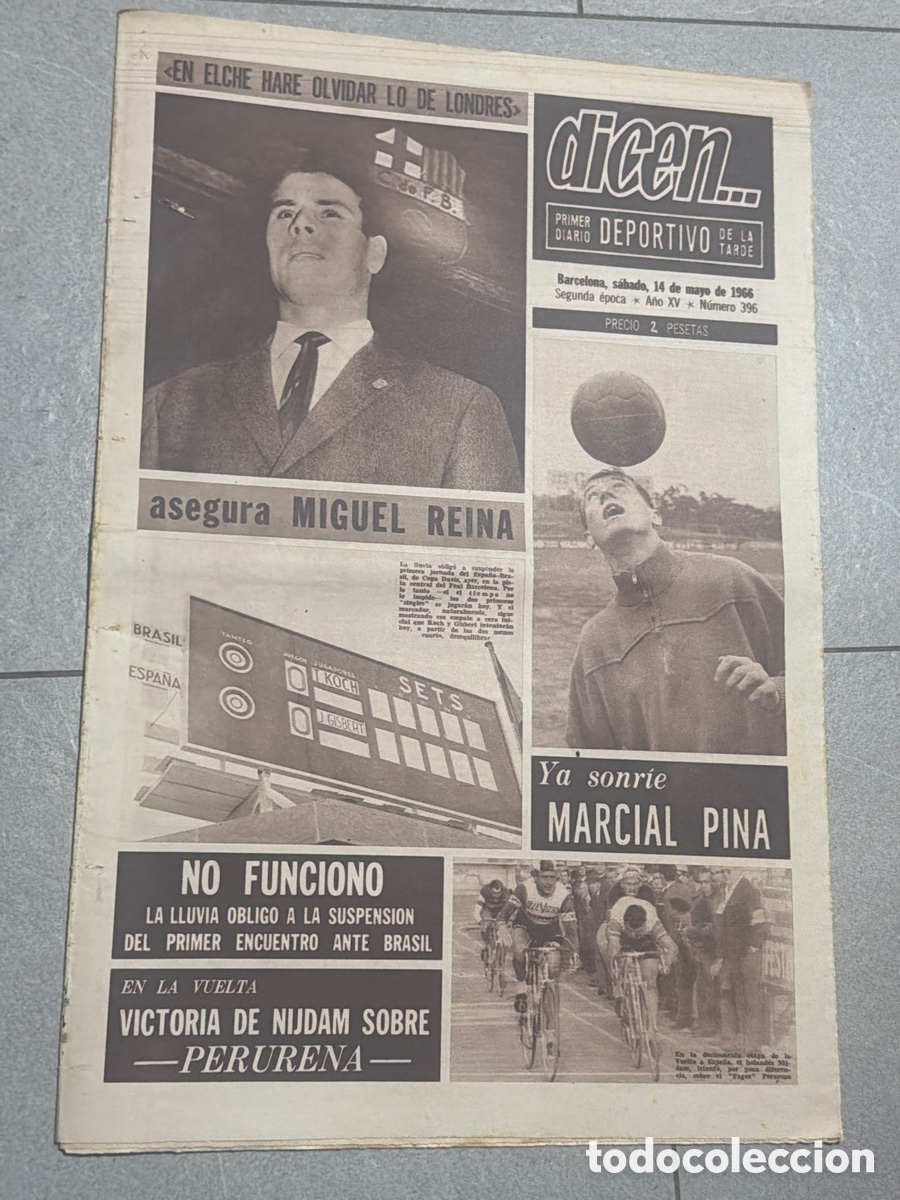 Coleccionismo deportivo: Dicen&hellip; 14/05/1966. Miguel Reina, Marcial Pina, Dijdam, y Perurena.