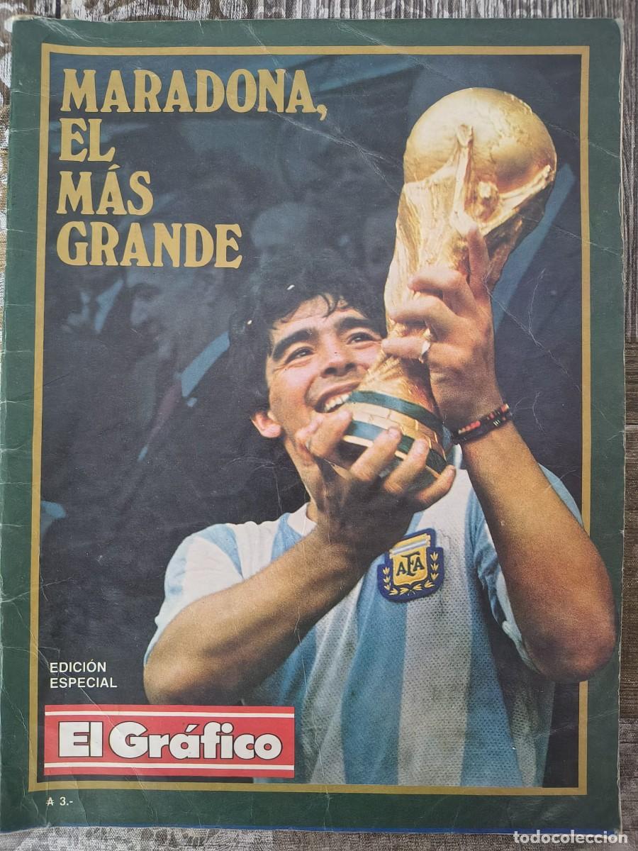 Coleccionismo deportivo: Lote de colecci&oacute;n Maradona (8 revistas especiales)