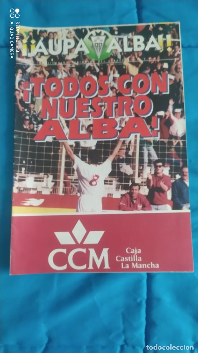 Coleccionismo deportivo: ALBACETE BALOMPIE REVISTA AUPA ALBA N&ordm; 8 SEPTIEMBRE 96 ALBACETE -ORENSE POSTER DIEGO