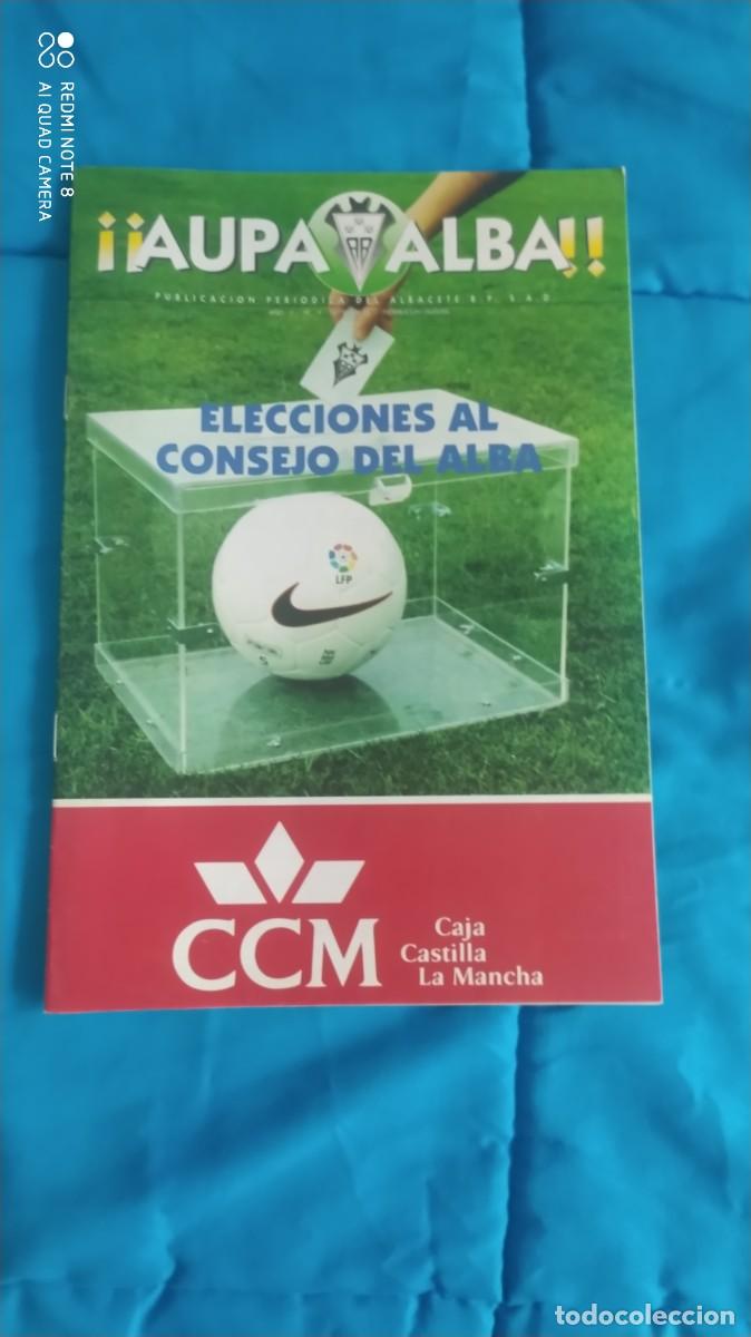 Coleccionismo deportivo: ALBACETE BALOMPIE REVISTA AUPA ALBA N&ordm; 9 SEPTIEMBRE 96 ALBACETE -ECIJA POSTER VASILJEVIC