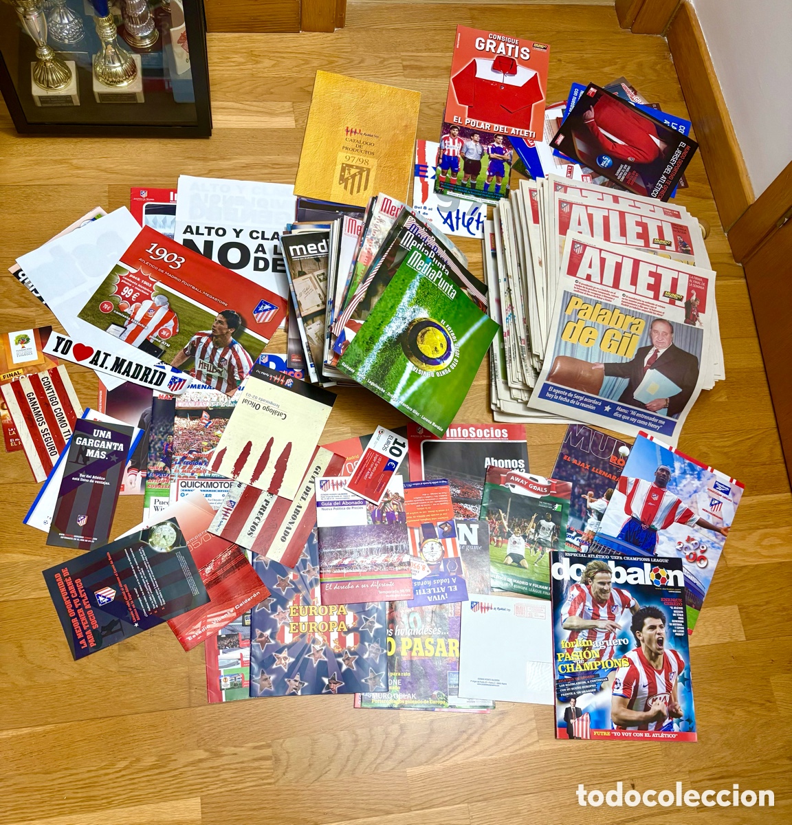 Coleccionismo deportivo: LOTE MUSEO ATLETI: 90 Revistas MediaPunta (N&ordm;1 al 143) + 132 Suplementos (2002-05)+ material SOCIOS