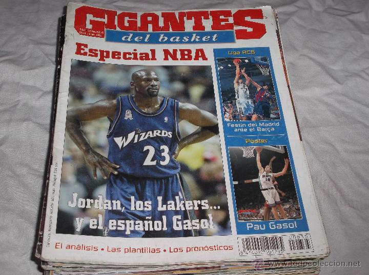 Sports collectibles: GIGANTES DEL BASKET N&ordm; 835. ESPECIAL NBA. LIGA ACB. JORDAN. LAKERS. GASOL EN POSTER. COREY BREWER.