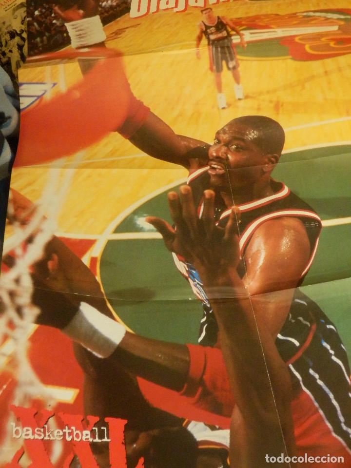 Sammelleidenschaft Sport: P&Oacute;STER GIGANTE - AMERICAN BASKET. XXL BASKETBALL - HAKEEN DLAJUWON - ROCKETS -