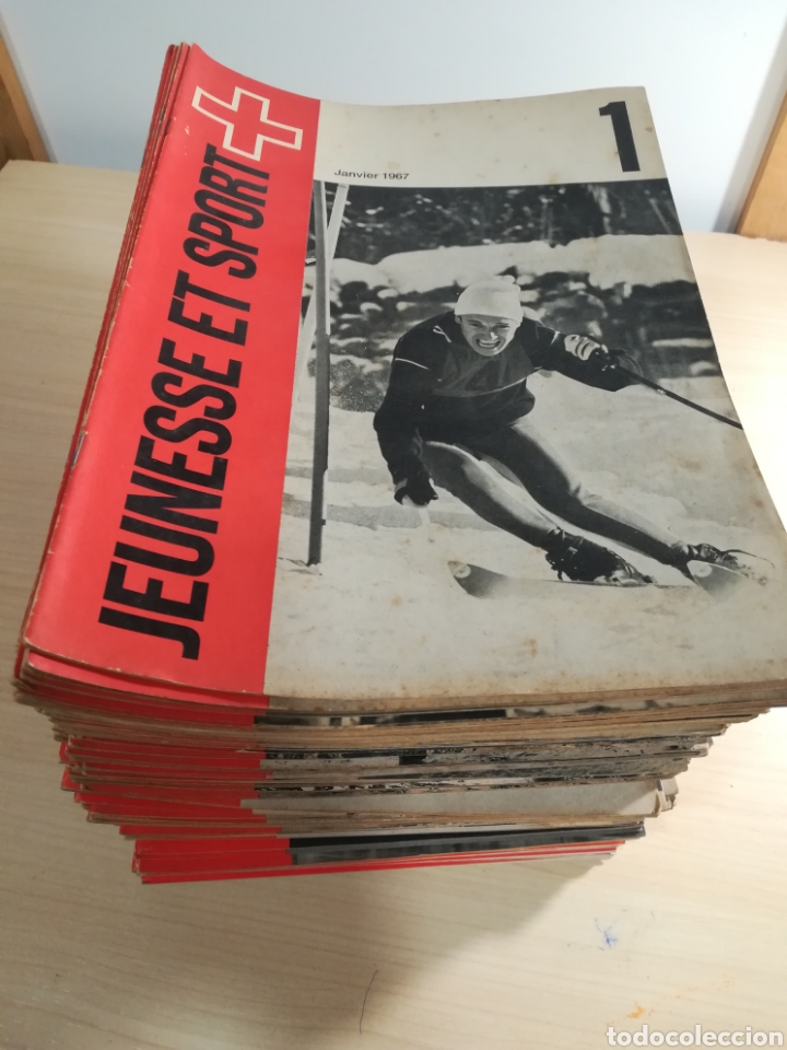 Sports collectibles: Colecci&oacute;n JEUNESSE ET SPORT 125 tomos de 1967 a 1978