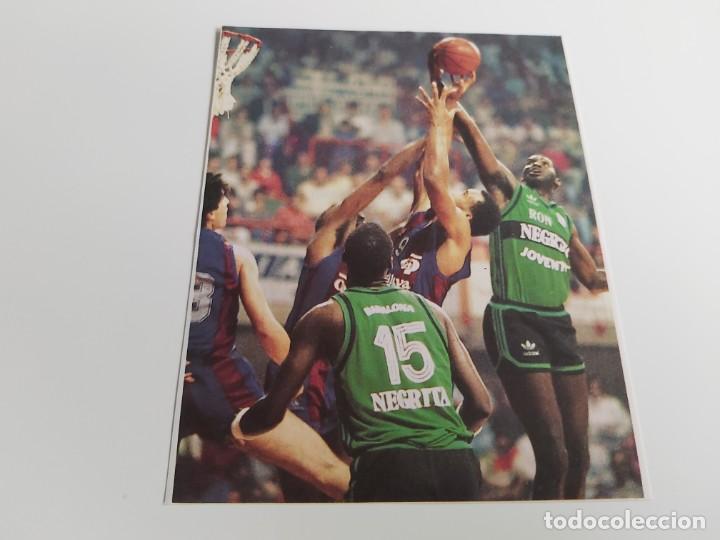 Collectionnisme sportif: RECORTE BALONCESTO R.JHONSON CONTRA SCHULTZ,JEELANI,MICHEAUX  PARTIDO JOVENTUT-CAJA DE ALAVA 1986
