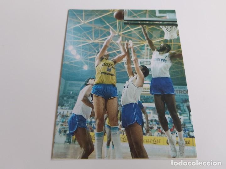 Sports collectibles: RECORTE BALONCESTO SPICER Y MENDIBURU PERTENECE AL PARTIDO OXIMESA-CACAOLAT  1986