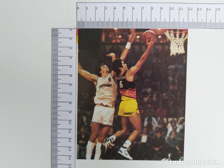 Collectionnisme sportif: RECORTE BALONCESTO BRANSON Y ANTUNEZ  PERTENECIENTE AL PARTIDO ENTRE REAL MADRID-ESTUDIANTES 1988