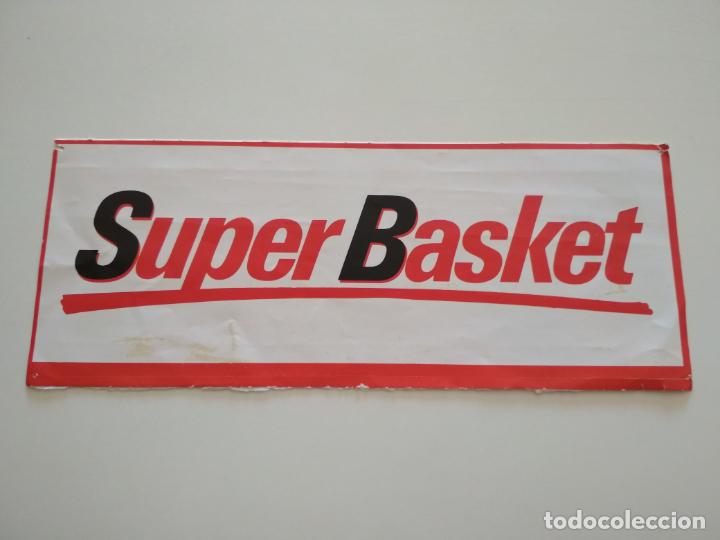 Sports collectibles: PEGATINA REVISTA SUPERBASKET
