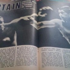 Coleccionismo deportivo: DOS REVISTAS LOS DOMINGOS DE ABC DE 1969 CON DOS REPORTAJES DE BOXEO : CASSIUS CLAY Y URTAIN. Lote 288323663