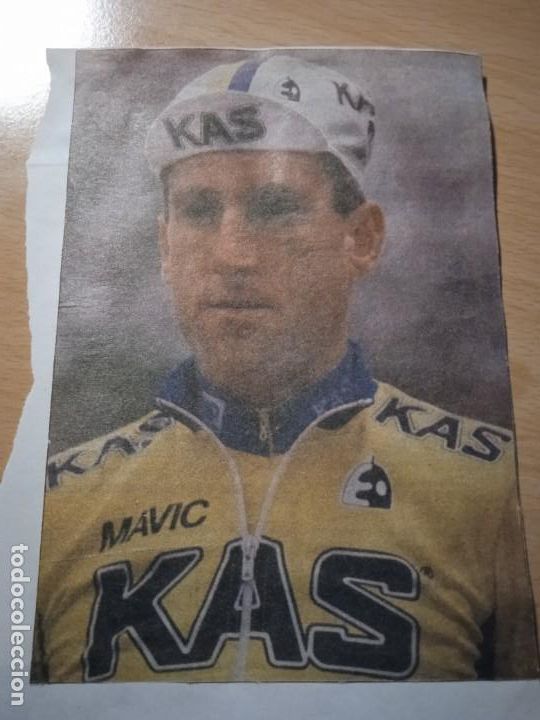 Coleccionismo deportivo: Foto recortada de diario deportivo de Sean Kelly (KAS).Irlanda. Ciclismo