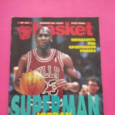 Coleccionismo deportivo: REVISTA DON BASKET Nº 53 1993 SUPERMAN JORDAN BULLS POSTER - EUROBASKET 93 - LARRY JOHNSON - MAGIC. Lote 311496498