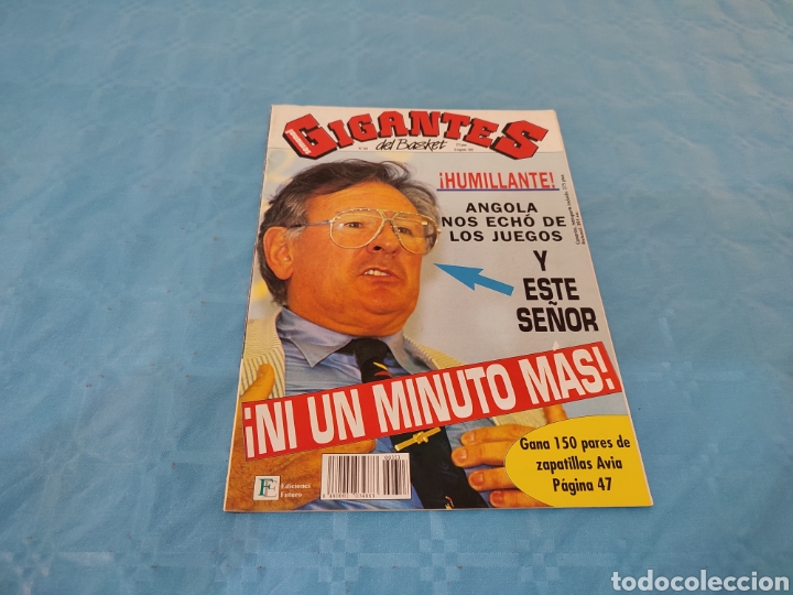 Coleccionismo deportivo: REVISTA GIGANTES DEL BASKET N&deg; 353. BARCELONA 92 P&Oacute;STER CLYDE DREXLER.