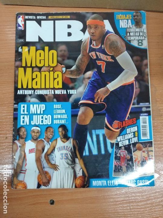 Coleccionismo deportivo: REVISTA OFICIAL NBA, N&ordm; 222. LEBRON JAMES, DURANT, ROSE. CONTIENE POSTERS... VER. A&Ntilde;O 2011