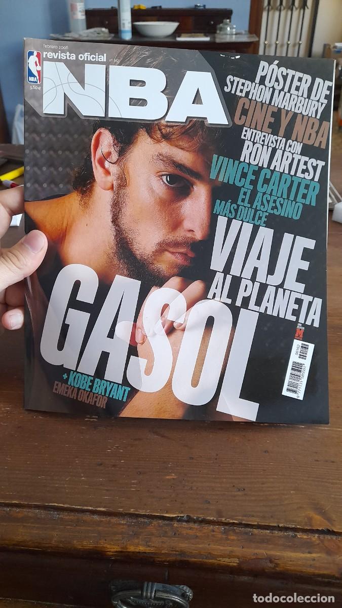 Coleccionismo deportivo: Revista de baloncesto NBA 162 Ron artest Vince Carter Pau Gasol p&oacute;ster Stephon Marbury