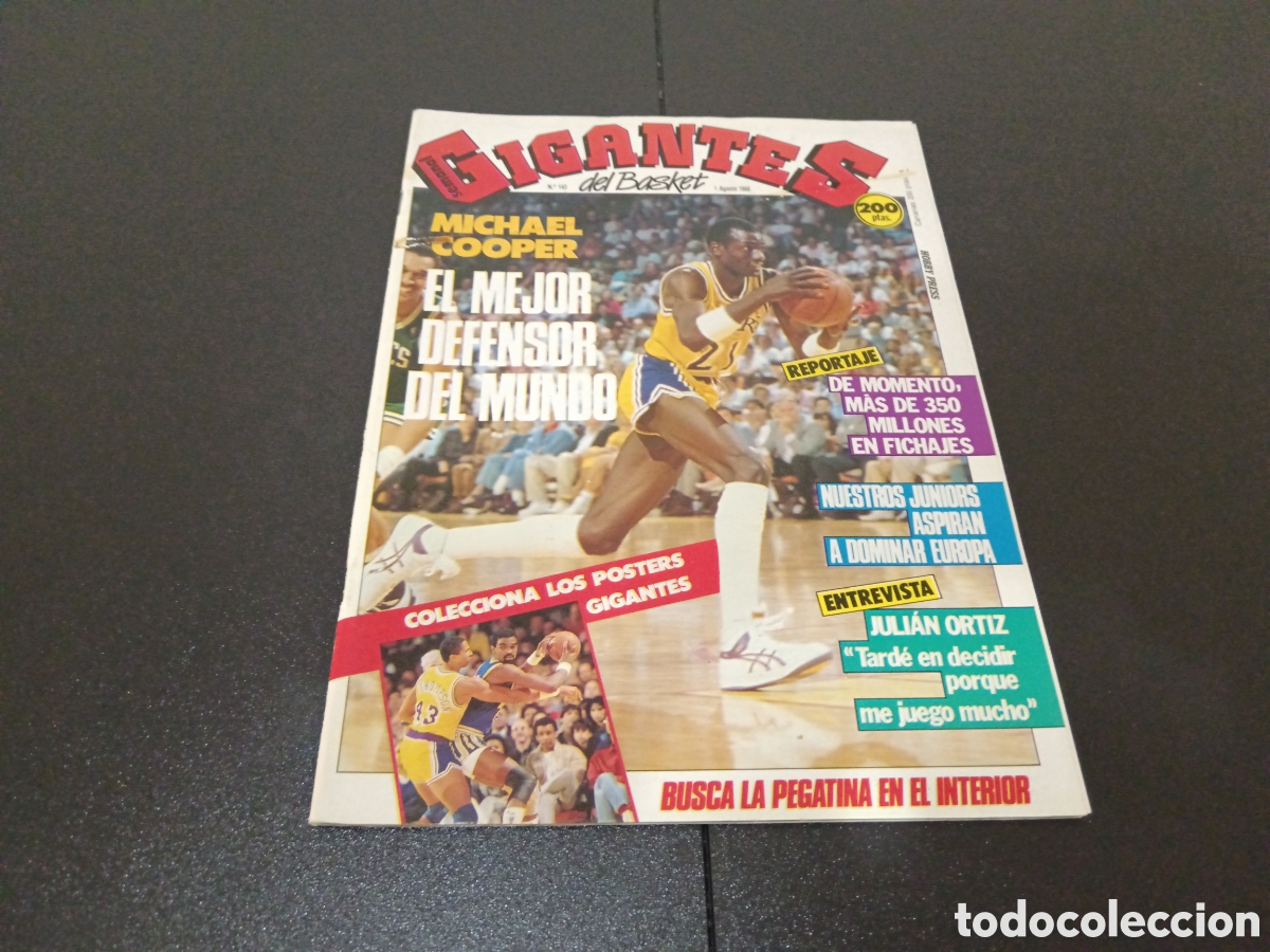 Coleccionismo deportivo: REVISTA GIGANTES DEL BASKET N&deg; 143 A&Ntilde;O 1988 MICHAEL COOPER CON P&Oacute;STER RALPH SAMPSON Y MYCHAL THOMPSO