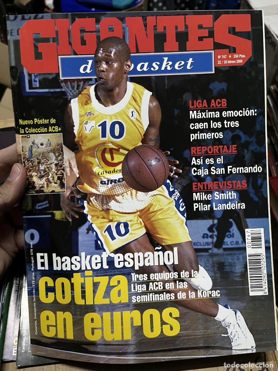 Coleccionismo deportivo: REVISTA GIGANTES DEL BASKET # 747 FEBRERO 2000 POSTER COLECCION ACB