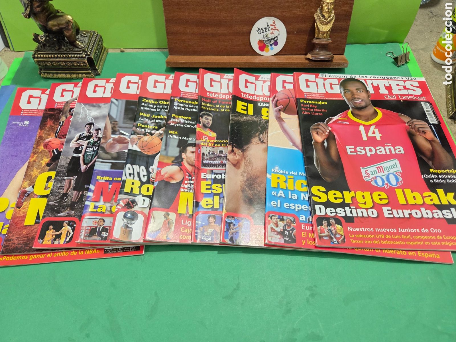 Sports collectibles: LOTE DE 10 REVISTAS...&rdquo;&rdquo;GIGANTES DEL BASKET&rdquo;&rdquo;....2011-12....